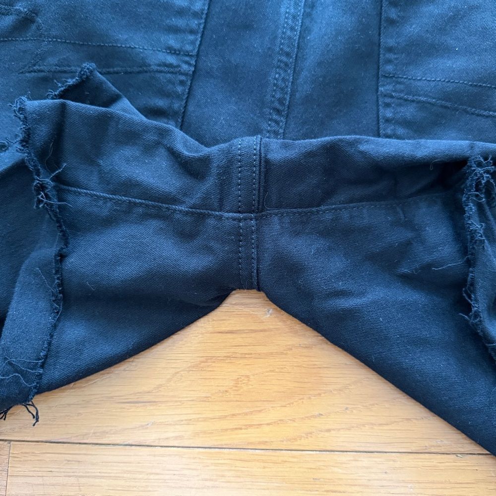 American Eagle Curvy Hi-Rise Shortie Black Denim Shorts Size 12 - Picture 7 of 8